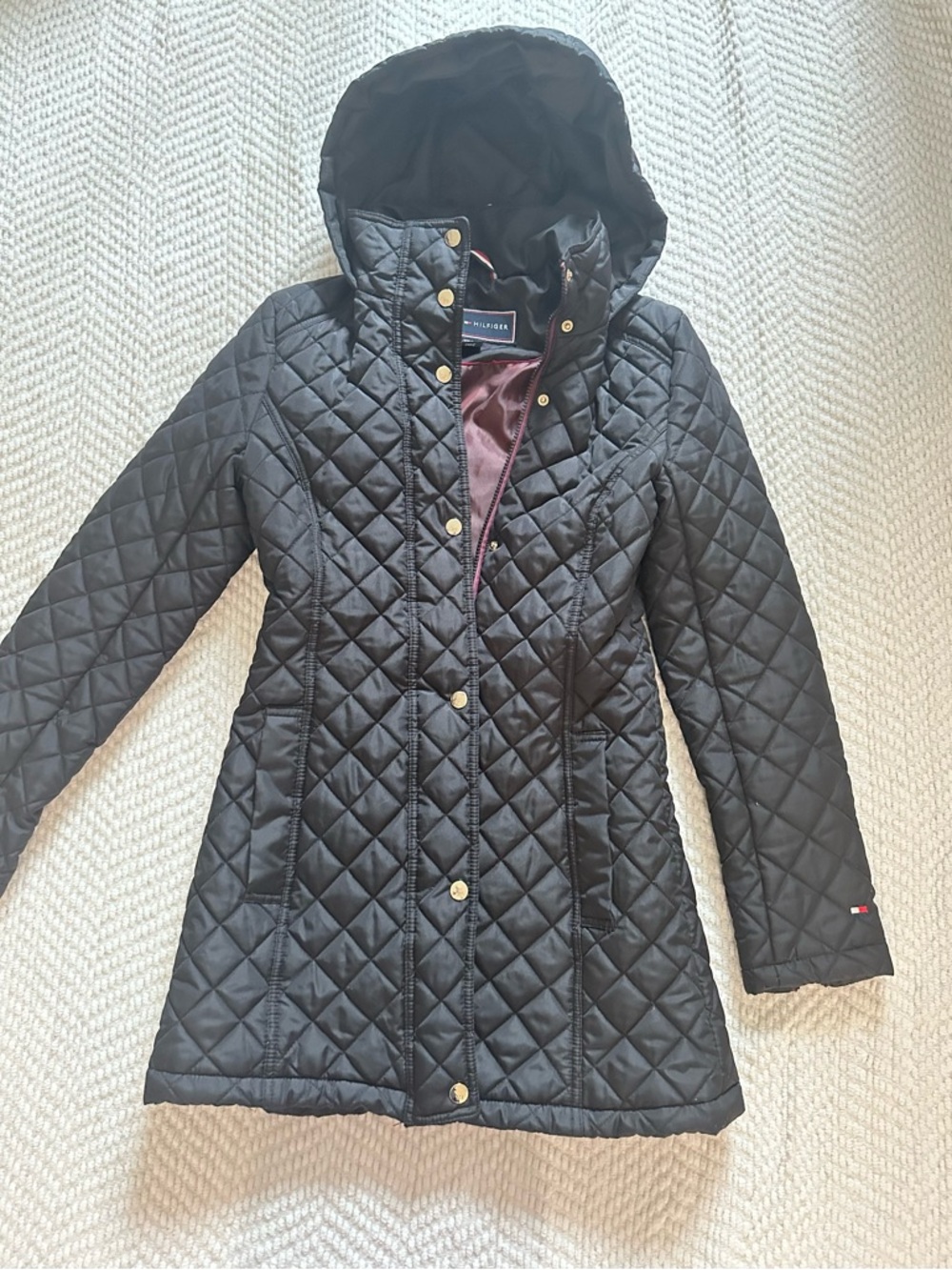 Tommy Hilfiger black quilted hooded coat in XS